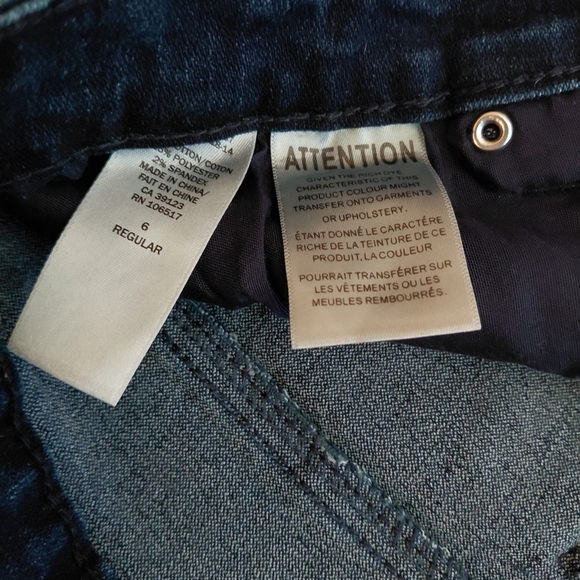 Northern Reflections Black Floral Straight Leg Jeans - Picture 6 of 6